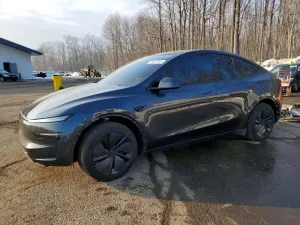 Tesla Model Y 2026
