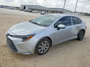 Toyota Corolla LE 2.0L 4 2024