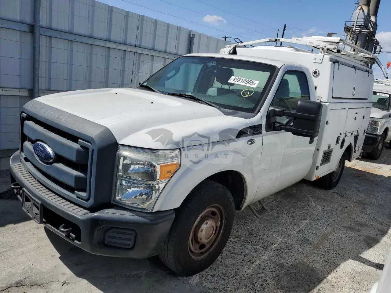 Ford F-350 SUPER DUTY 6.2L 8 2013