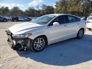 Ford Fusion SE 2.5L 4 2015
