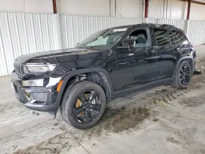 Jeep Grand Cherokee LAREDO 3.6L 6 2025