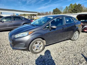 Ford Fiesta SE 1.6L 4 2015