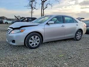 Toyota Camry BASE 2.5L 4 2011