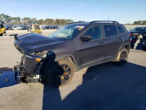 Jeep Cherokee LATITUDE 2.4L 4 2018