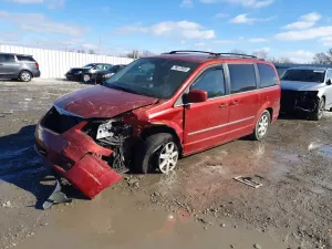 Chrysler Town & Country TOURING 3.8L 6 2010