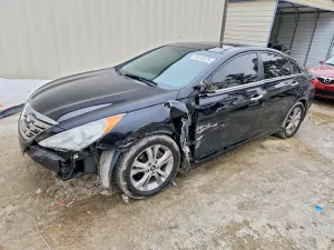 Hyundai Sonata SE 2.4L 4 2013