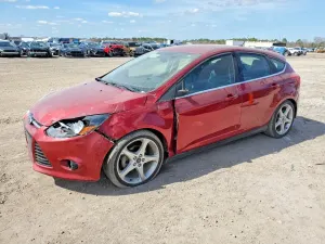 Ford Focus TITANIUM 2.0L 4 2014
