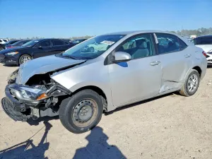 Toyota Corolla L 1.8L 4 2015