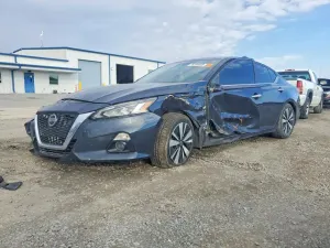 Nissan Altima 2.5L 4 2022
