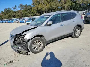 Nissan Rogue S 2.5L 4 2015
