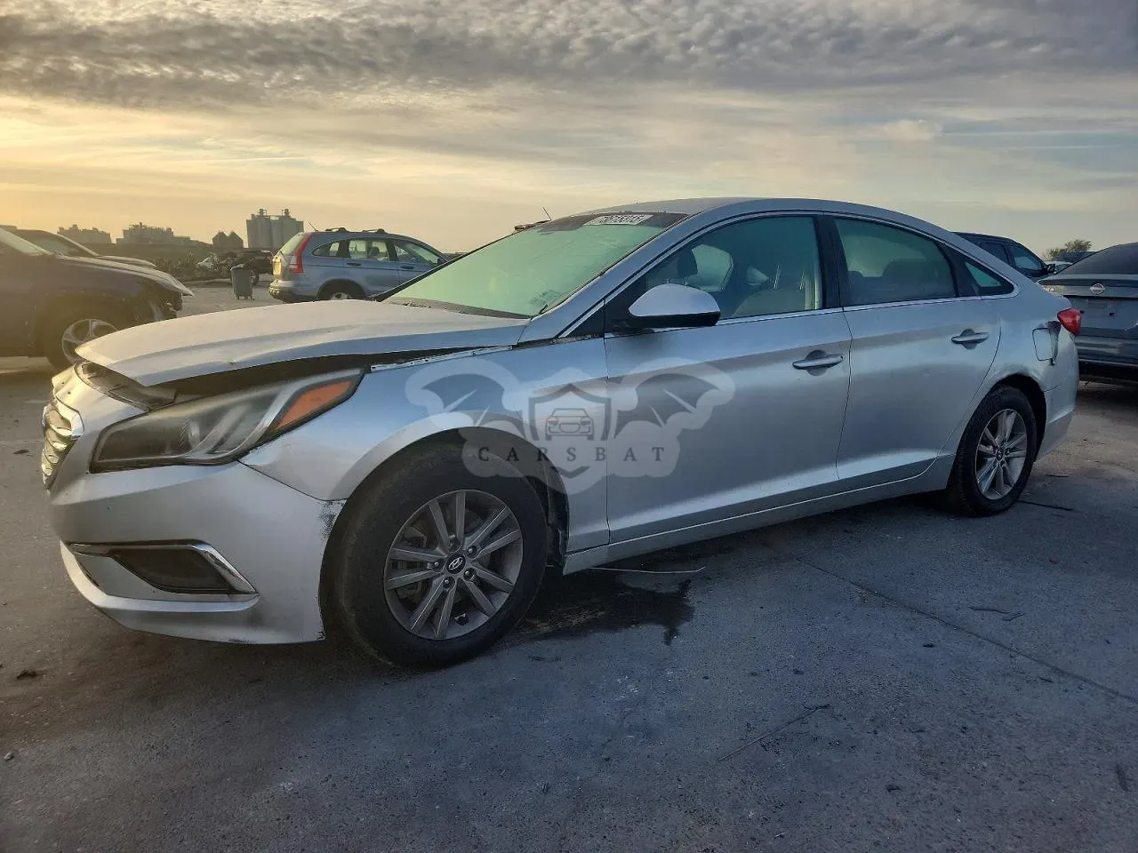 Hyundai Sonata SE 2.4L 4 2015