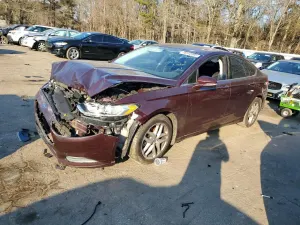 Ford Fusion SE 2.5L 4 2013