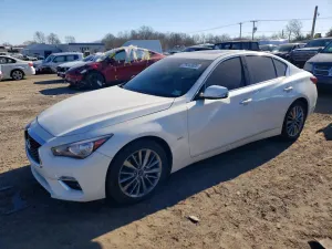 Infiniti Q50 LUXE 3.0L 6 2018