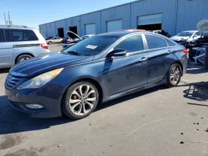 Hyundai Sonata SE 2.4L 4 2014