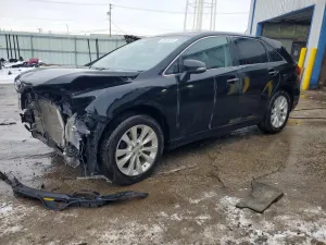 Toyota Venza LE 2.7L 4 2013