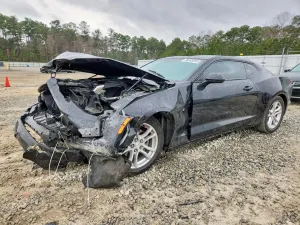 Chevrolet Camaro LS 2.0L 4 2021