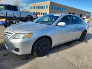 Toyota Camry BASE 2.5L 4 2011