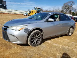 Toyota Camry LE 2.5L 4 2015