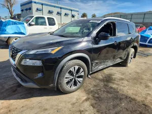 Nissan Rogue SV 2.5L 4 2021