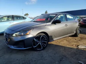 Nissan Altima SR 2.5L 4 2025