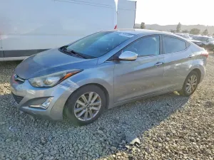 Hyundai Elantra SE 1.8L 4 2015