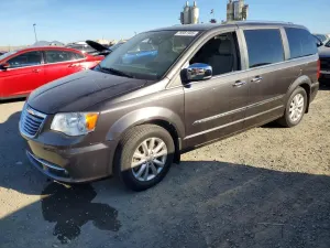 Chrysler Town & Country 3.6L 6 2015