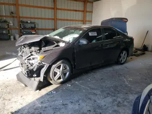 Toyota Camry L 2.5L 4 2013