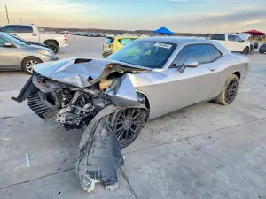 Dodge Challenger SXT 3.6L 6 2016