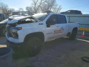 Chevrolet Silverado 1500 K2500 HEAVY DUTY LT 6.6L 8 2025