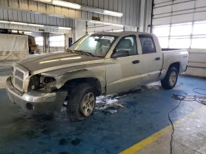Dodge Dakota QUAD SLT 3.7L 6 2005