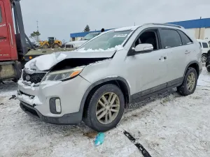 Kia Sorento LX 2.4L 4 2015