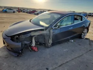 Tesla Model 3 2018
