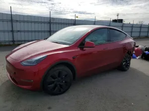 Tesla Model Y 2025