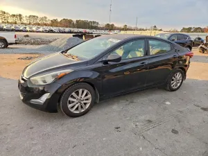 Hyundai Elantra SE 1.8L 4 2016
