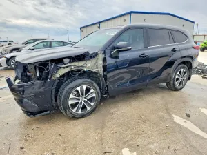 Toyota Highlander L 2.4L 4 2023