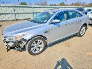 Ford Taurus SEL 3.5L 6 2010