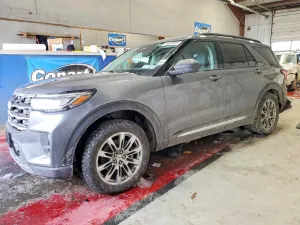 Ford Explorer ACTIVE 2.3L 4 2025