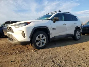 Toyota Rav4 LE 2.5L 4 2019