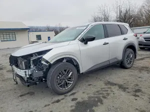 Nissan Rogue S 1.5L 3 2025