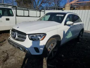 Mercedes-Benz GLC 300 4MATIC 2.0L 4 2022