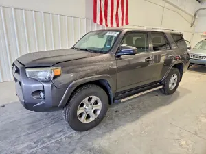 Toyota 4Runner SR5 4.0L 6 2014
