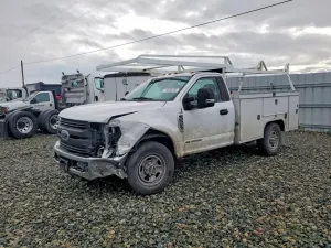 Ford F-350 SUPER DUTY 6.7L 8 2017