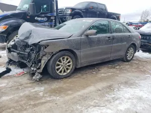 Toyota Camry BASE 2.5L 4 2010