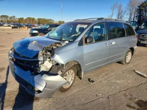 Toyota Sienna CE 3.3L 6 2005