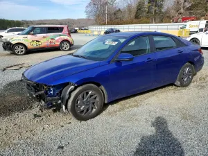 Hyundai Elantra SEL 2.0L 4 2024