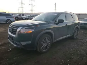 Nissan Pathfinder SL 3.5L 6 2023