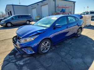 Kia Cerato / Forte / K3 LX 2.0L 4 2024