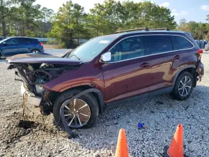 Toyota Highlander SE 3.5L 6 2019