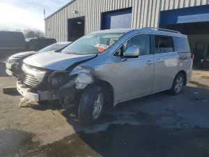 Nissan Quest S 3.5L 6 2014