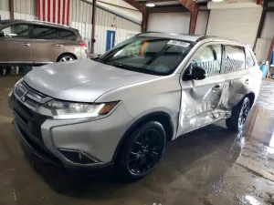 Mitsubishi Outlander SE 2.4L 4 2018